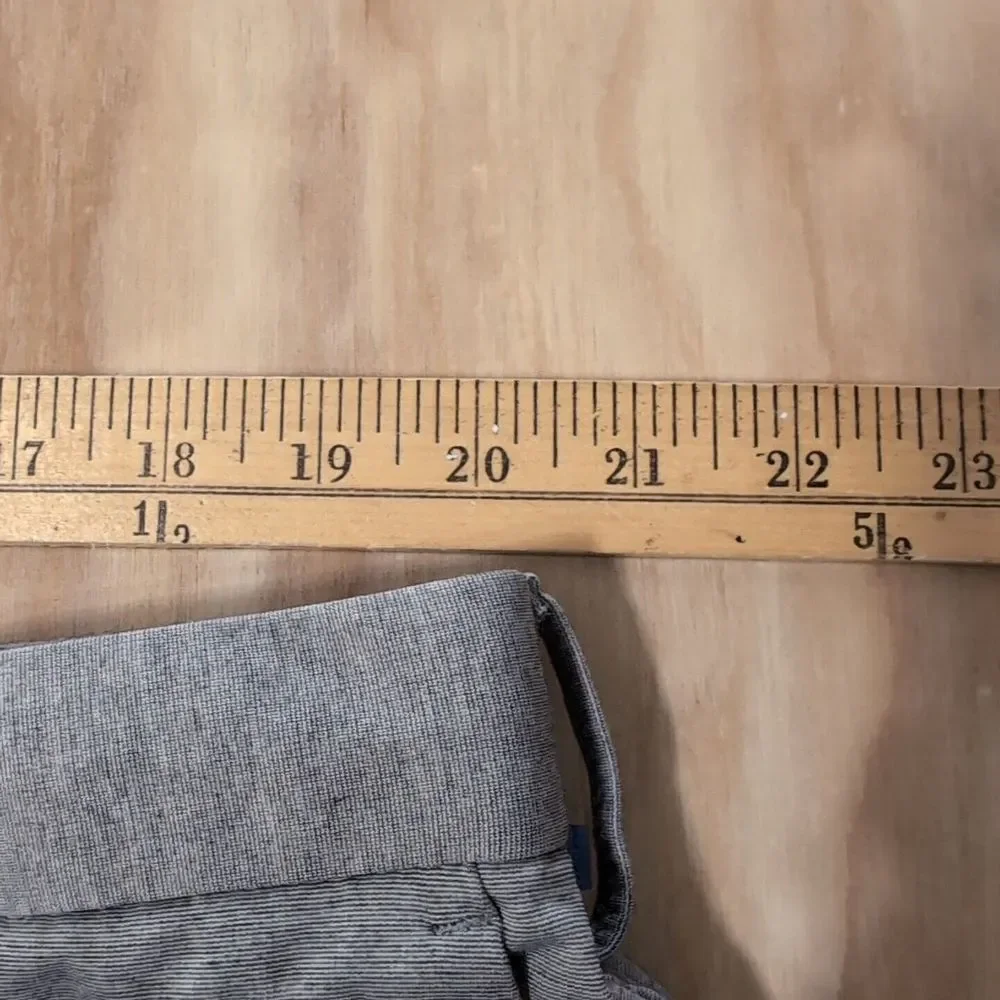 Banana Republic 42 x 8
